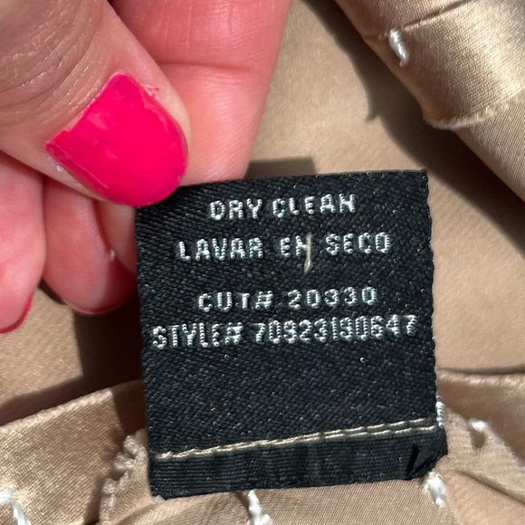 Gold Embellished metallic, iridescent, 100% Silk Camisole Size Large 💎 - Picture 5 of 9